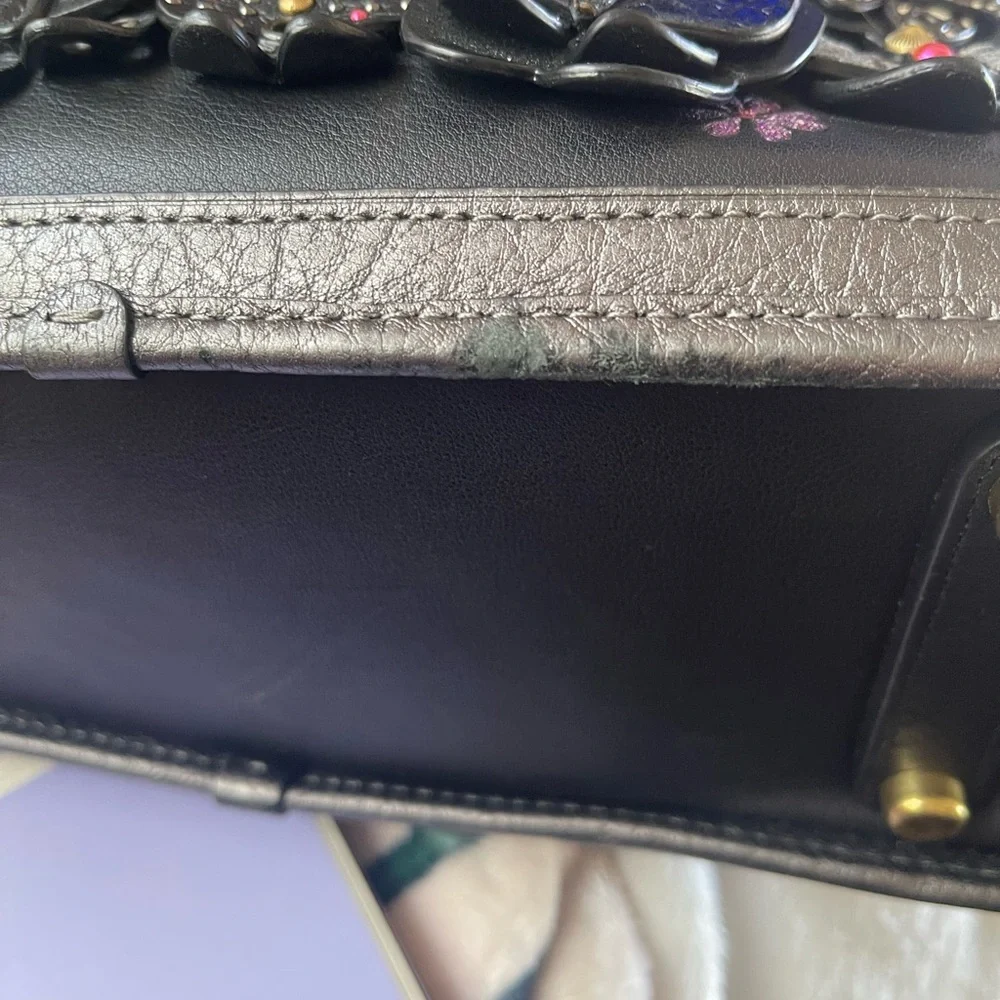 Coach Butterfly Discontinued Style. Used a handful of times. Good condition - Picture 5 of 8